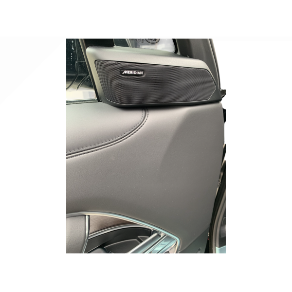 Land Rover Range Rover 3.0D I6 SE - Luxury SUV Performance