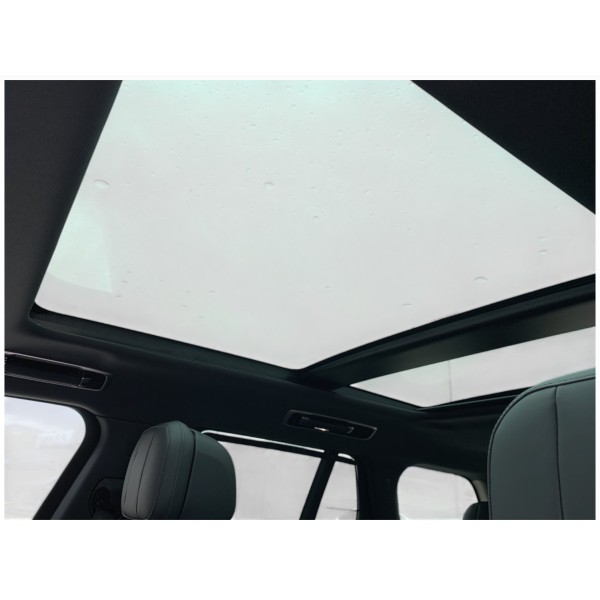 Land Rover Range Rover 3.0D I6 SE - Luxury SUV Performance