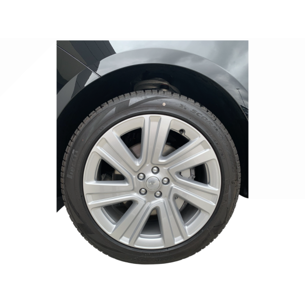 Land Rover Range Rover 3.0D I6 SE - Luxury SUV Performance