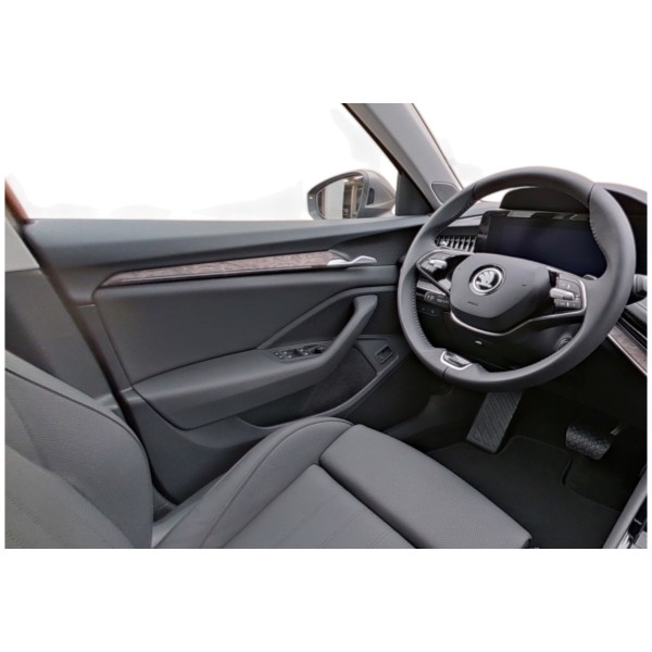 Skoda Superb Combi L&K 2.0 TDI 4x4 DSG - Luxury & Power