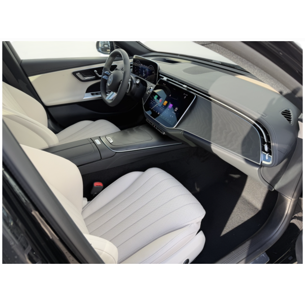 Mercedes-Benz E 220d 4MATIC - Luxury Sedan with AWD Performance