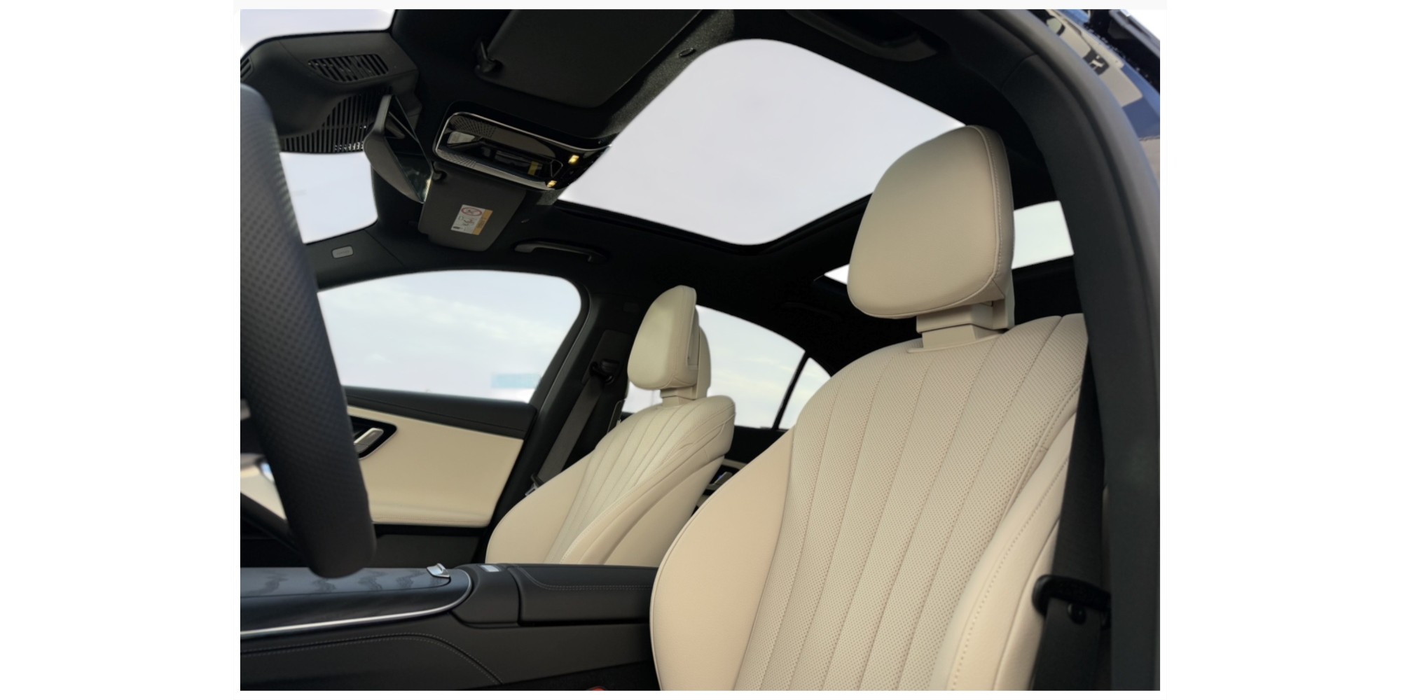 Mercedes-Benz E 220d 4MATIC - Luxury Sedan with AWD Performance