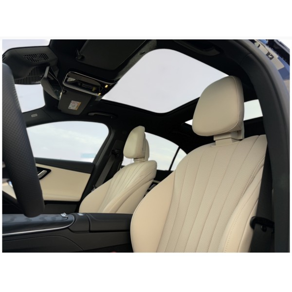 Mercedes-Benz E 220d 4MATIC - Luxury Sedan with AWD Performance