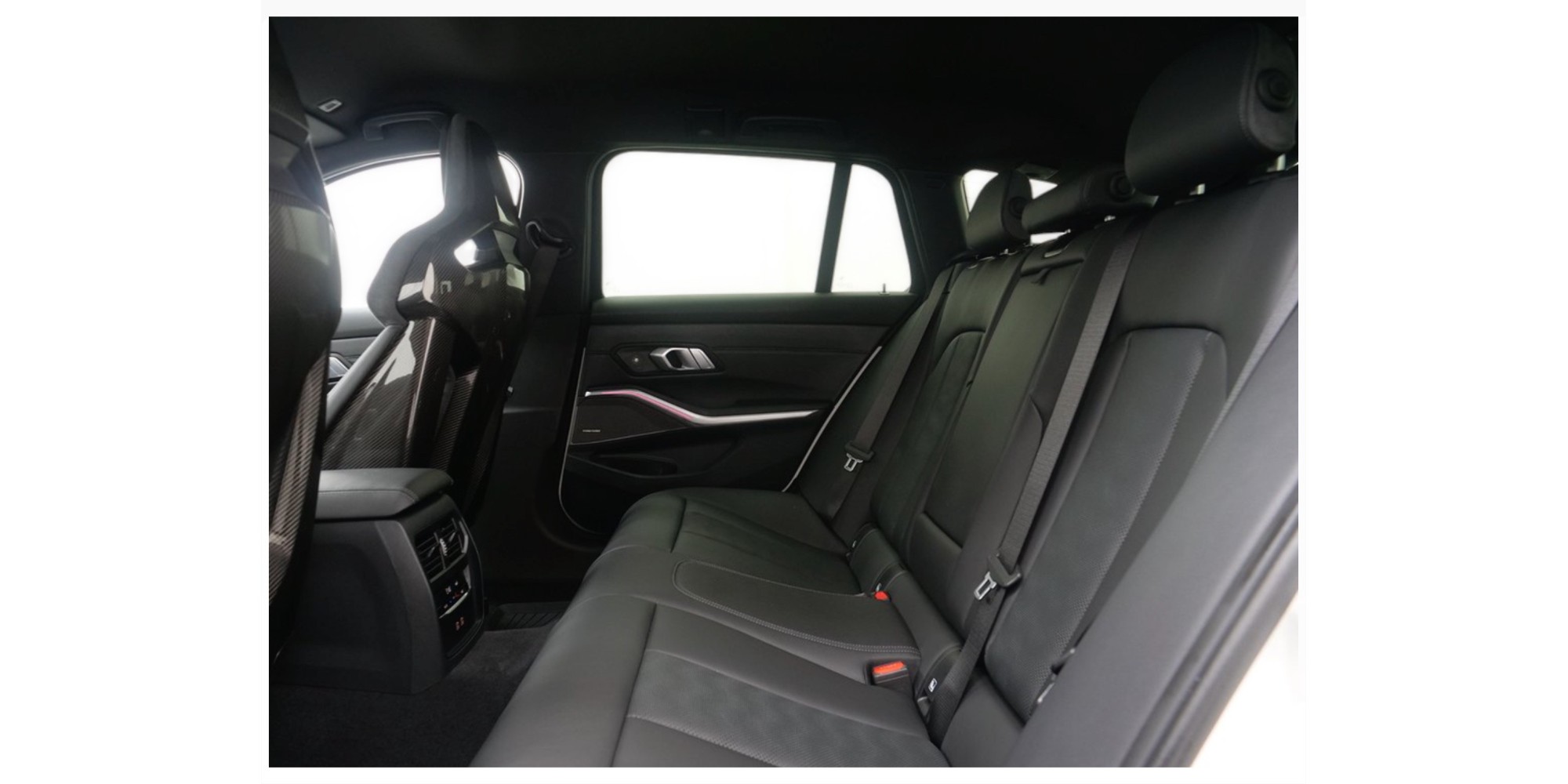 BMW M3 Touring M Competition xDrive – Carbon Style