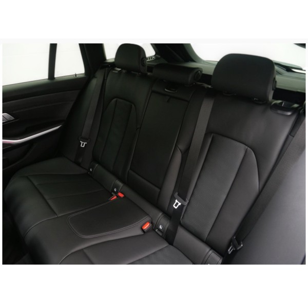 BMW M3 Touring M Competition xDrive – Carbon Style