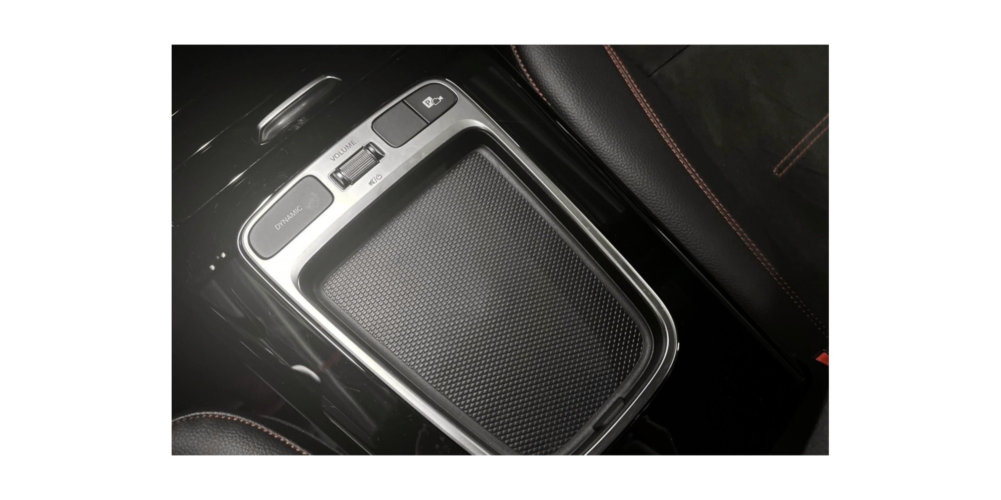 Mercedes-Benz A 250 e AMG – Plug-in Hybrid Power