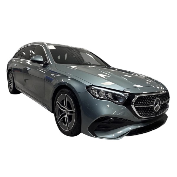 Mercedes-Benz E 220d T 4MATIC – Luxury & All-Wheel Drive