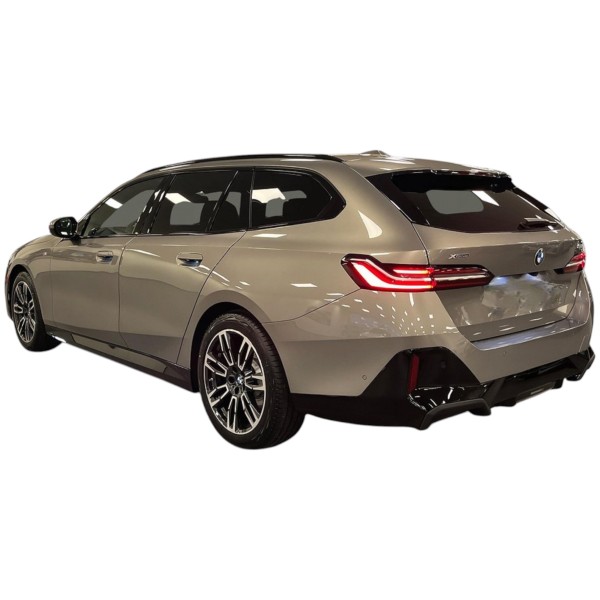 BMW 520d xDrive Touring – Luxury & Power | Modena Motors GMBH