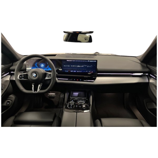 BMW 520d xDrive Touring – Luxury & Power | Modena Motors GMBH