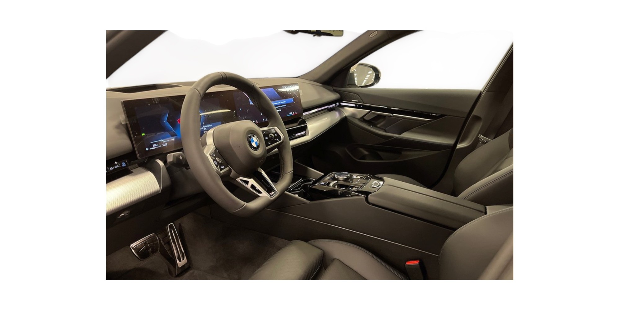 BMW 520d xDrive Touring – Luxury & Power | Modena Motors GMBH