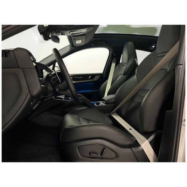 Porsche Cayenne Coupe E-Hybrid – Power & Efficiency