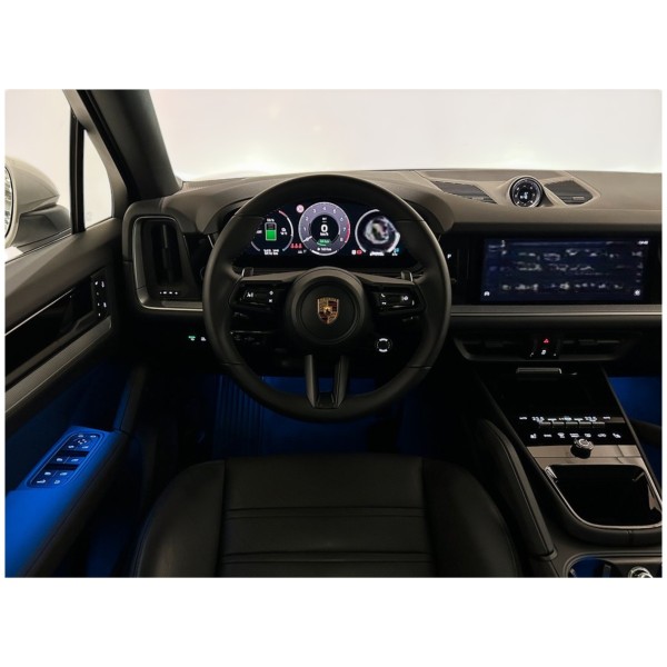 Porsche Cayenne Coupe E-Hybrid – Power & Efficiency