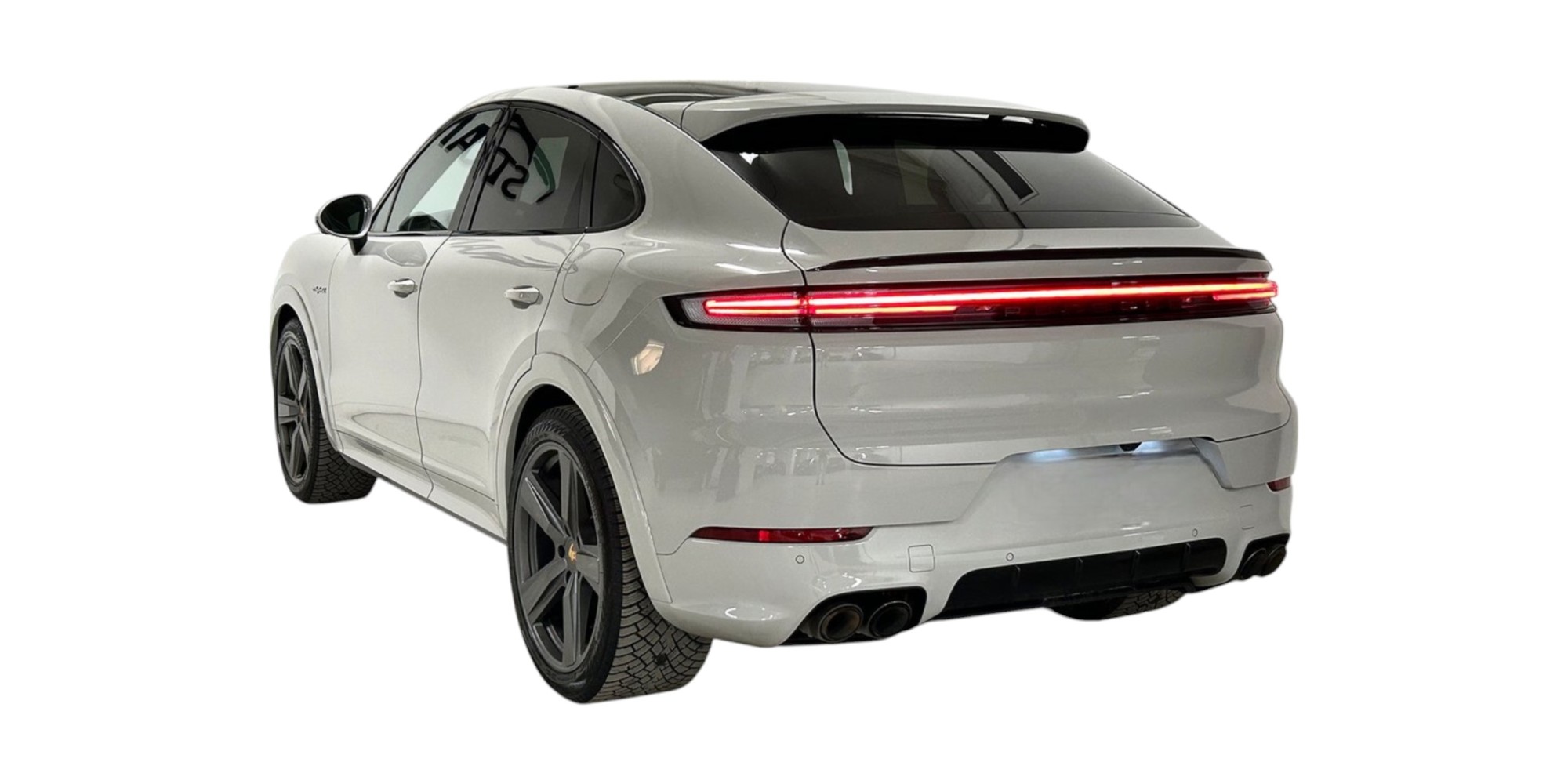 Porsche Cayenne Coupe E-Hybrid – Power & Efficiency