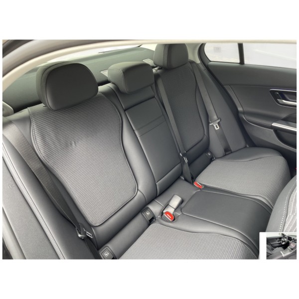 Mercedes-Benz C 300 e Plug-In Hybrid | Dynamic & Efficient