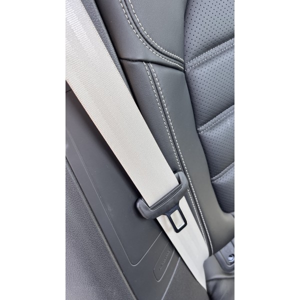 Porsche Macan S – Performance & Elegance | Buy Now