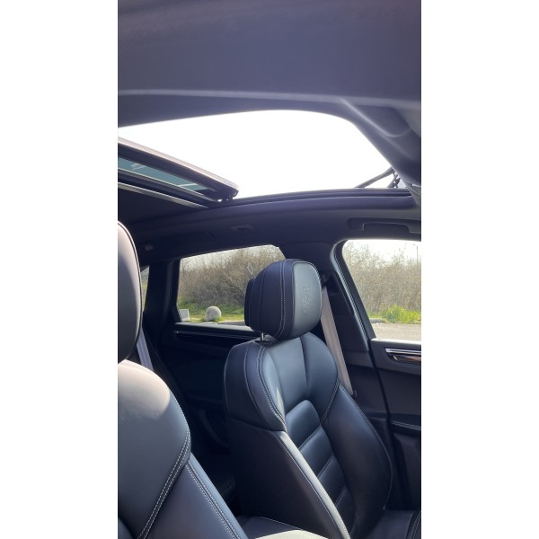 Porsche Macan S – Performance & Elegance | Buy Now