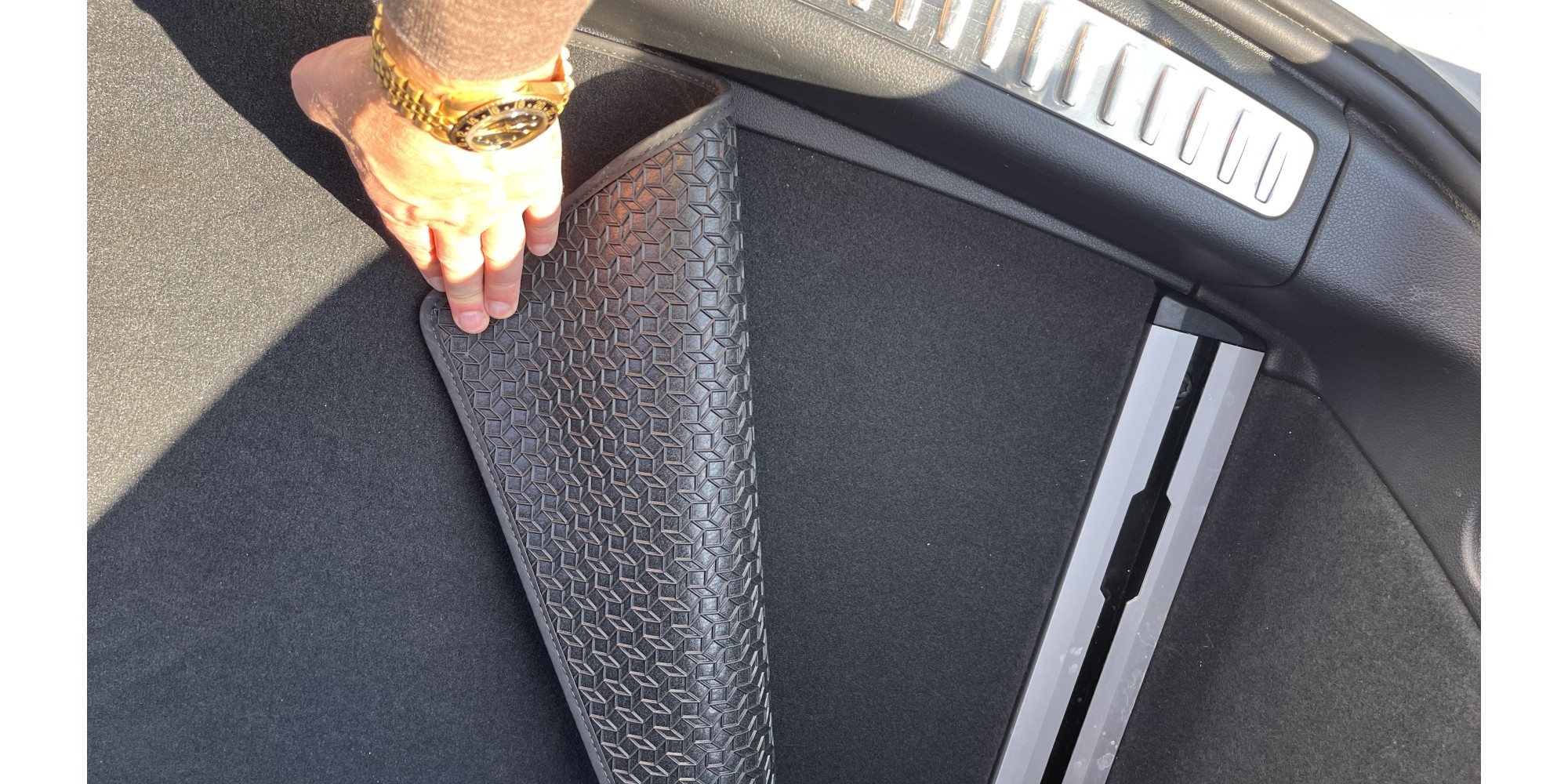 Porsche Macan S – Performance & Elegance | Buy Now