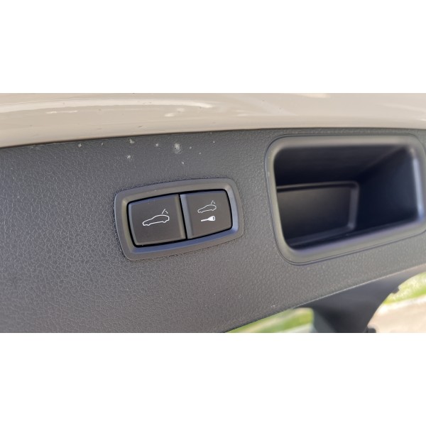 Porsche Macan S – Performance & Elegance | Buy Now