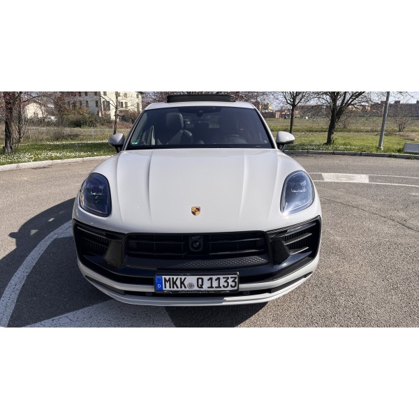 Porsche Macan S – Performance & Elegance | Buy Now
