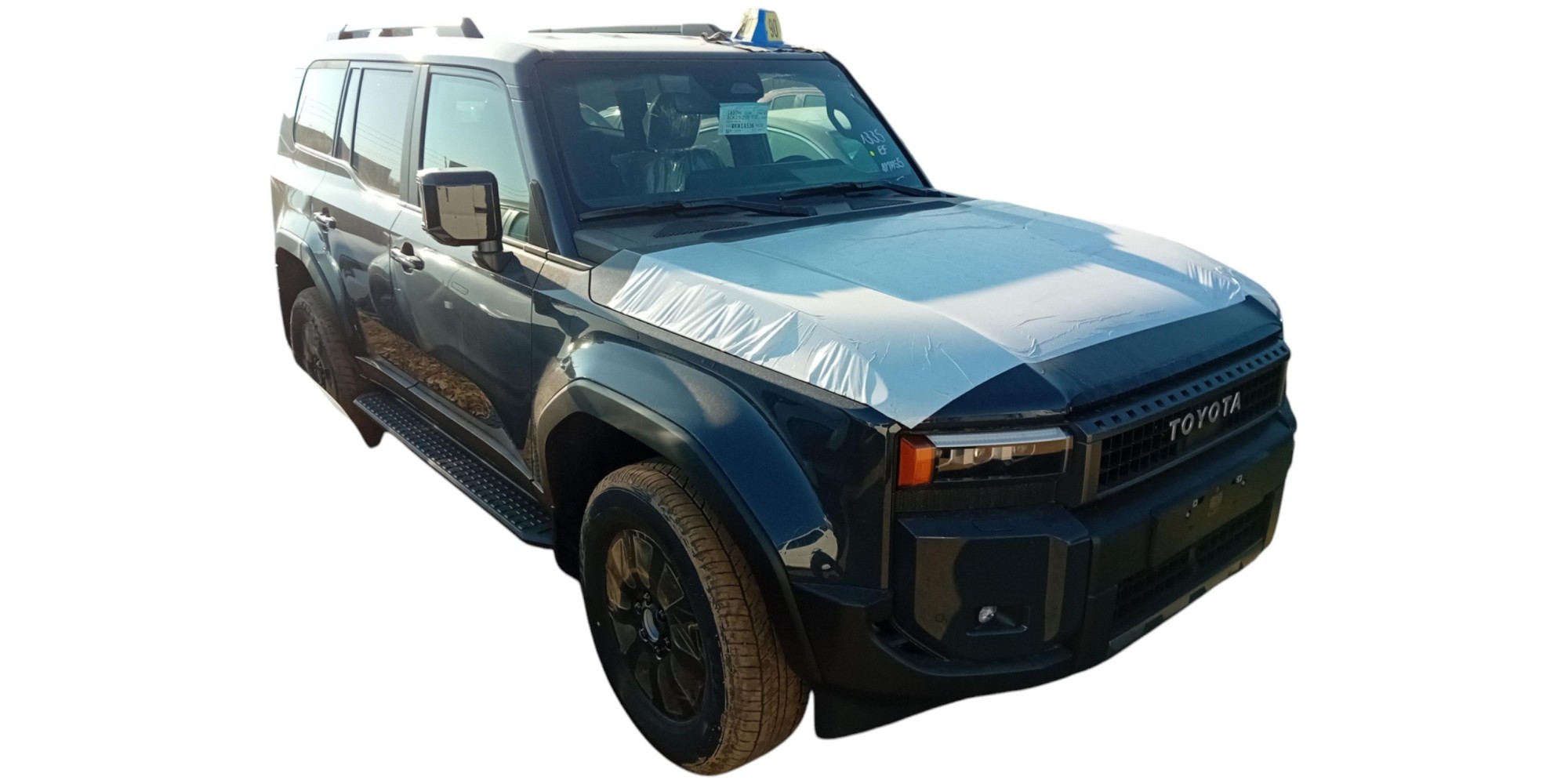 Toyota Land Cruiser 2.8 D 4WD – Rugged SUV for Any Terrain