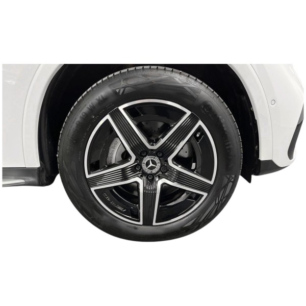 Mercedes-Benz GLC 300 de 4MATIC – Hybrid Luxury Awaits!