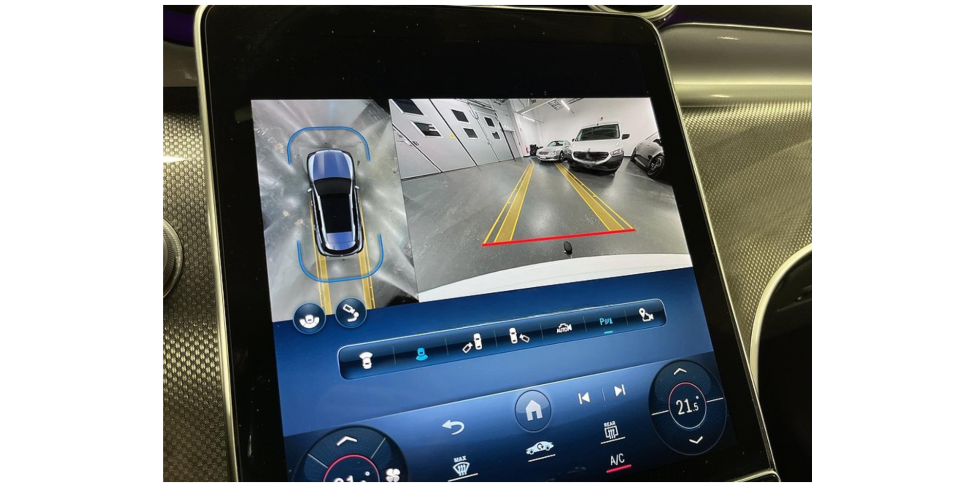 Mercedes-Benz GLC 300 de 4MATIC – Hybrid Luxury Awaits!