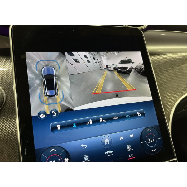 Mercedes-Benz GLC 300 de 4MATIC – Hybrid Luxury Awaits!