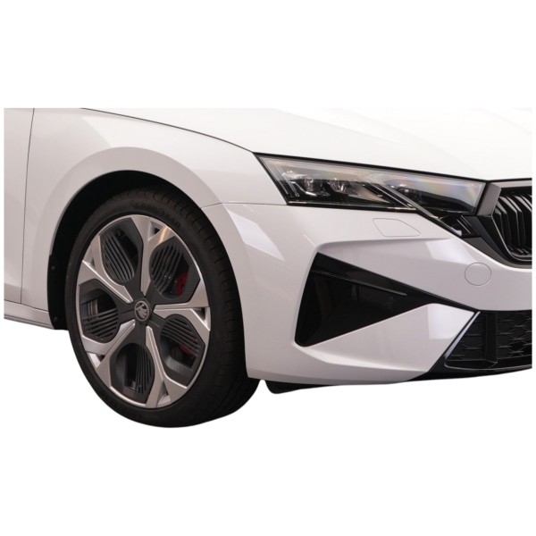 Skoda Octavia Combi RS 2.0 TSI DSG – Sporty & Spacious