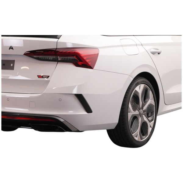 Skoda Octavia Combi RS 2.0 TSI DSG – Sporty & Spacious