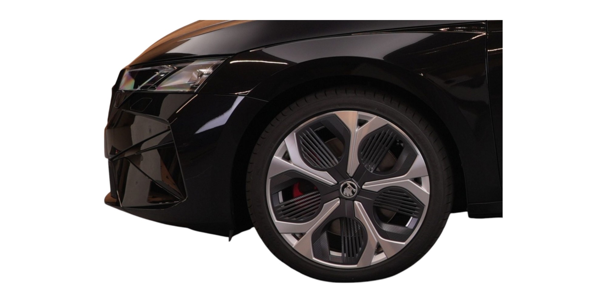 Skoda Octavia Combi RS 2.0 TSI DSG – Sporty & Spacious