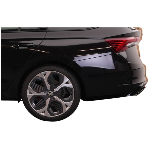 Skoda Octavia Combi RS 2.0 TSI DSG – Sporty & Spacious