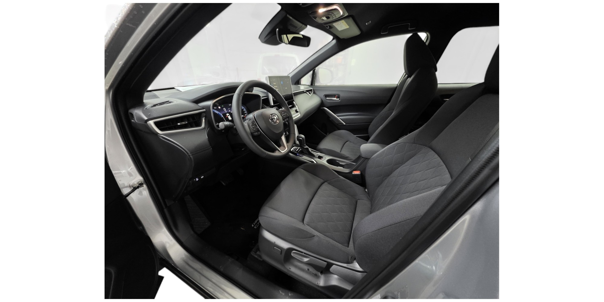 Toyota Corolla Cross Hybrid – Efficiency & Comfort | Buy Now