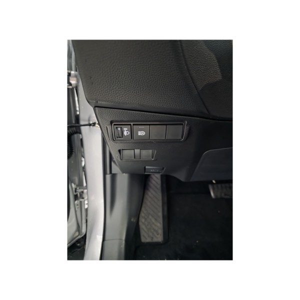 Toyota Corolla Cross Hybrid – Efficiency & Comfort | Buy Now