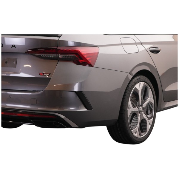 Skoda Octavia Combi RS 2.0 TSI DSG – Sporty & Spacious