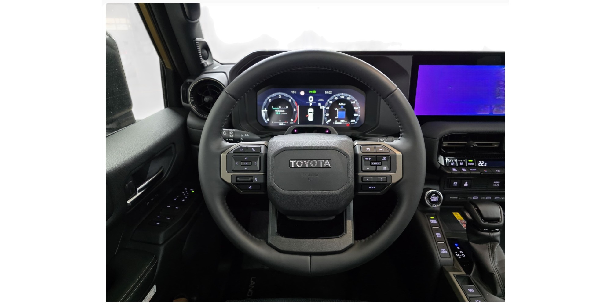 Toyota Land Cruiser 250 First Edition – Power & Off-Road Mastery