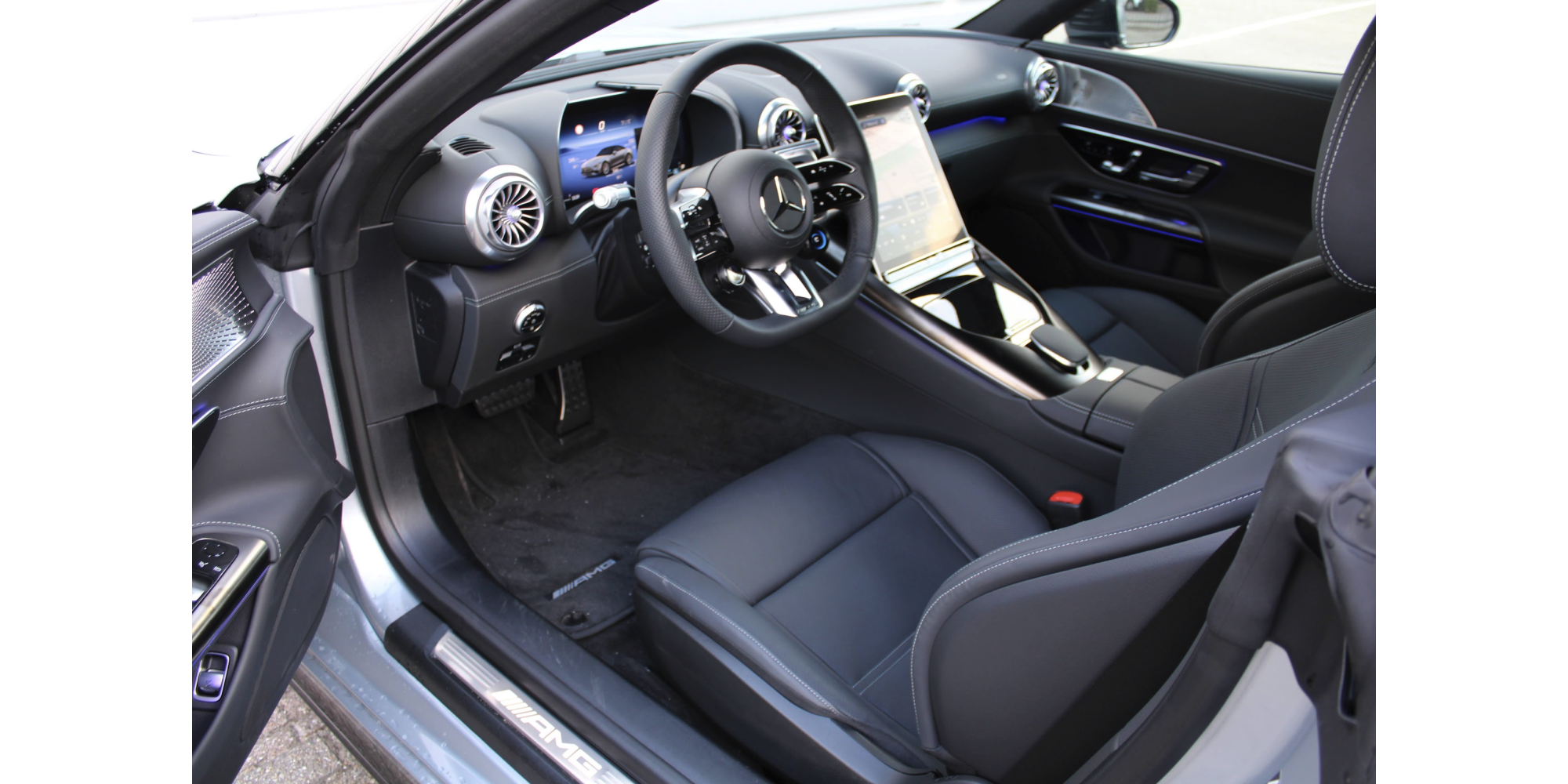 Mercedes-AMG SL 43 | Redefined Roadster Luxury