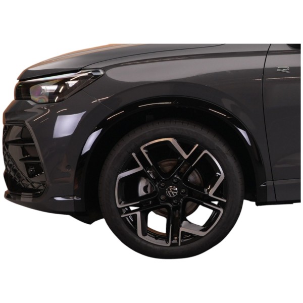 Volkswagen Tiguan R-Line 1.5 eTSI DSG | Dynamic SUV Style