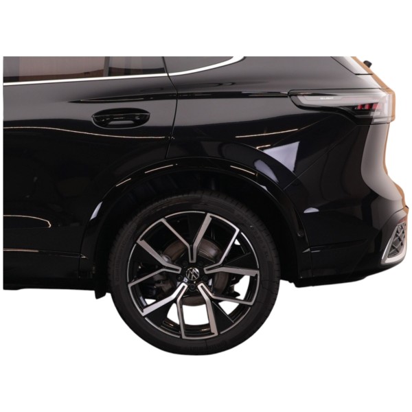 Volkswagen Tiguan R-Line 1.5 eTSI DSG – Power & Style