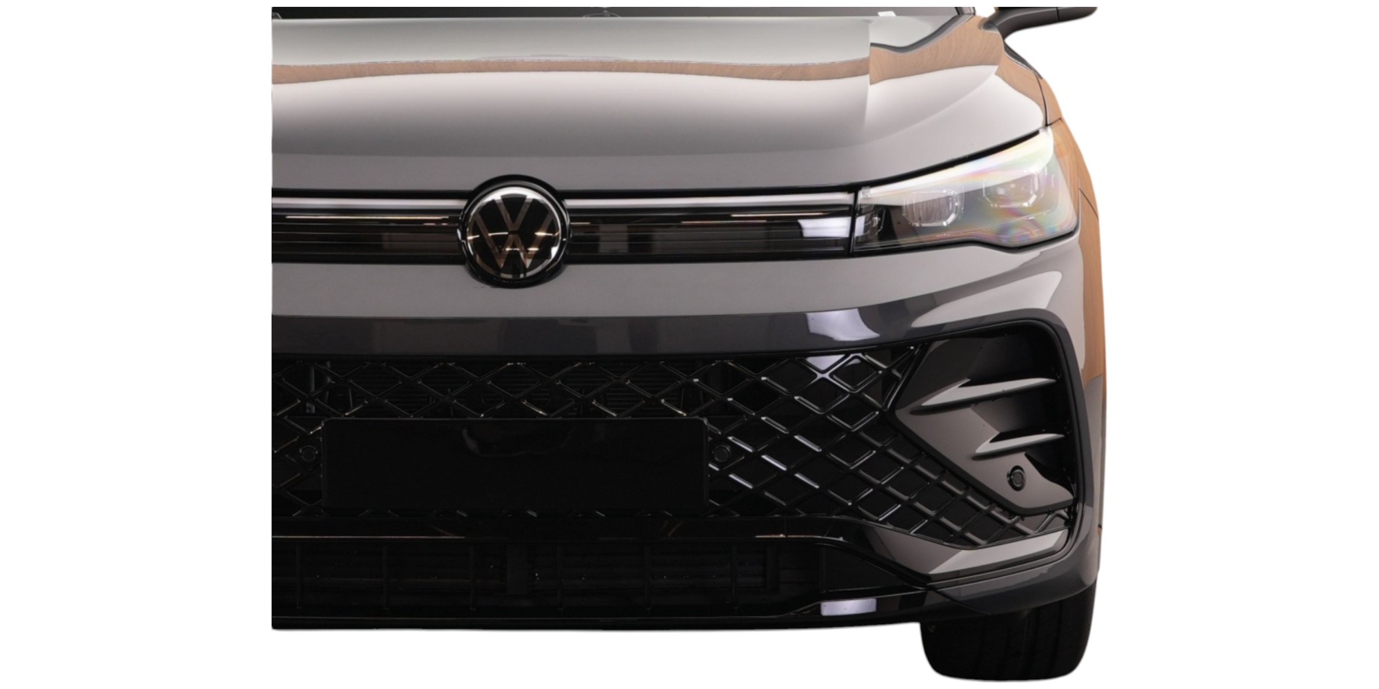 Volkswagen Tiguan R-Line 1.5 eTSI DSG – Power & Style