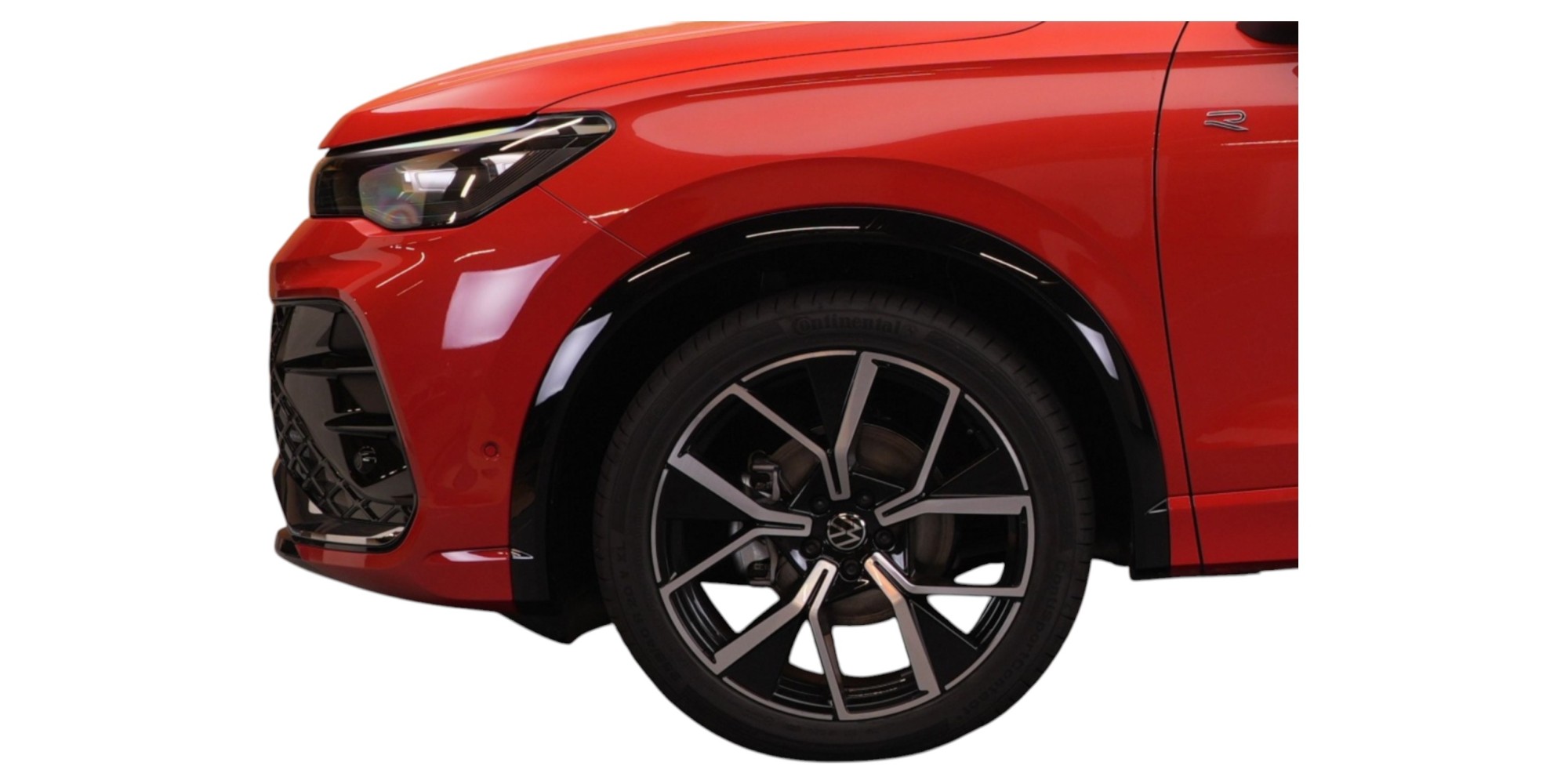 Volkswagen Tiguan R-Line 1.5 eTSI DSG – Power & Style