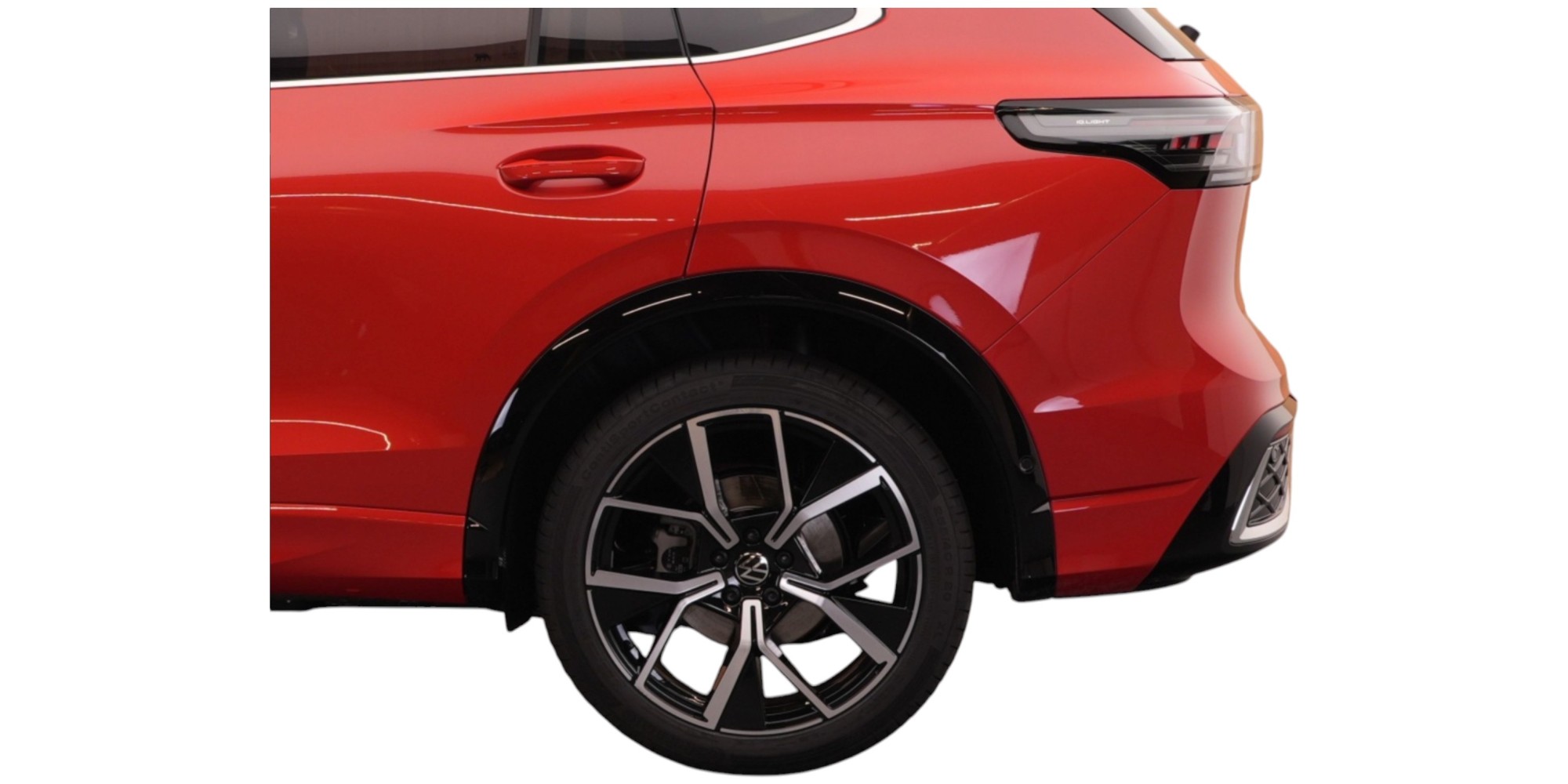 Volkswagen Tiguan R-Line 1.5 eTSI DSG – Power & Style