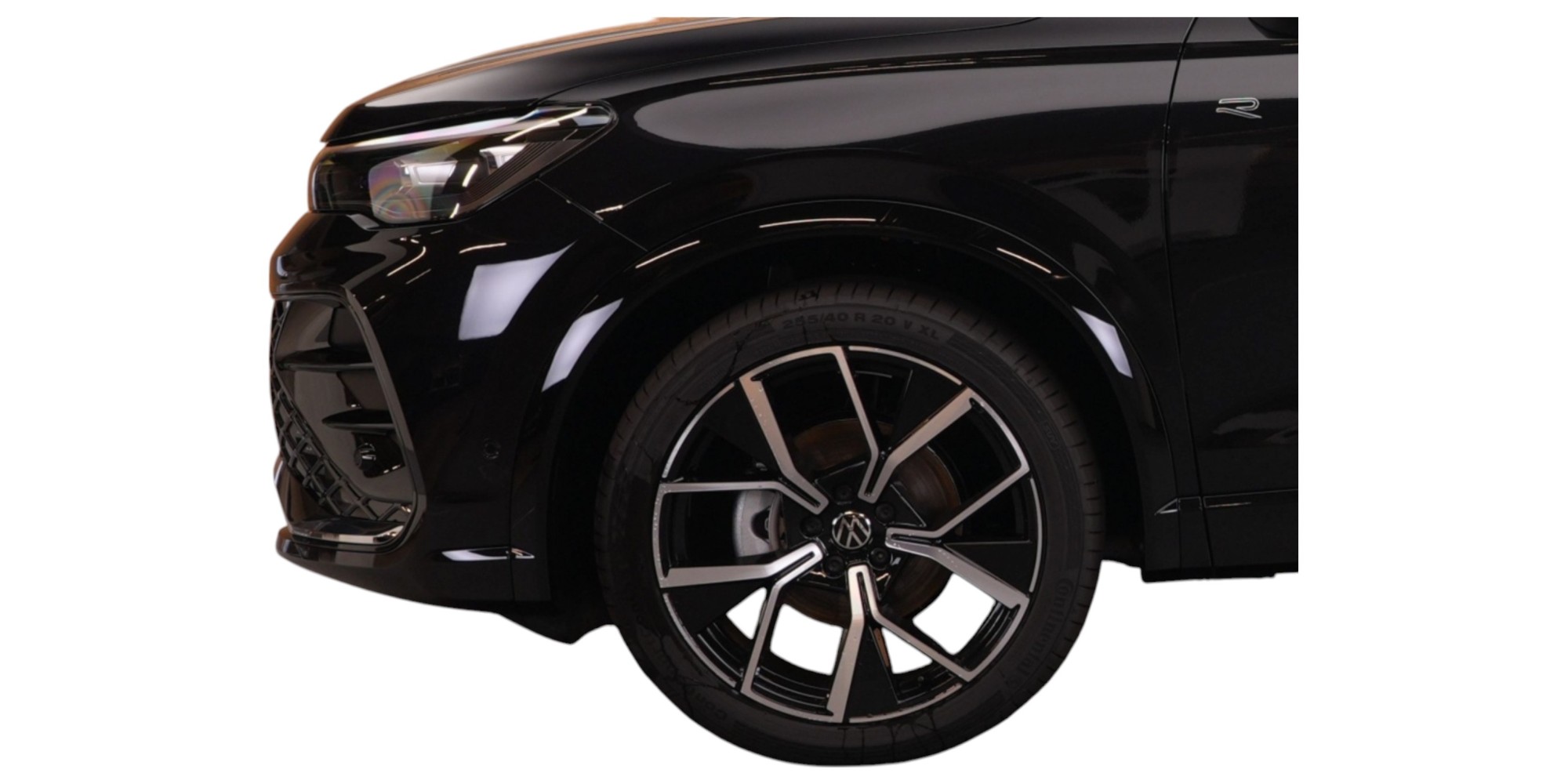 Volkswagen Tiguan R-Line 1.5 eTSI DSG | Modena Motors