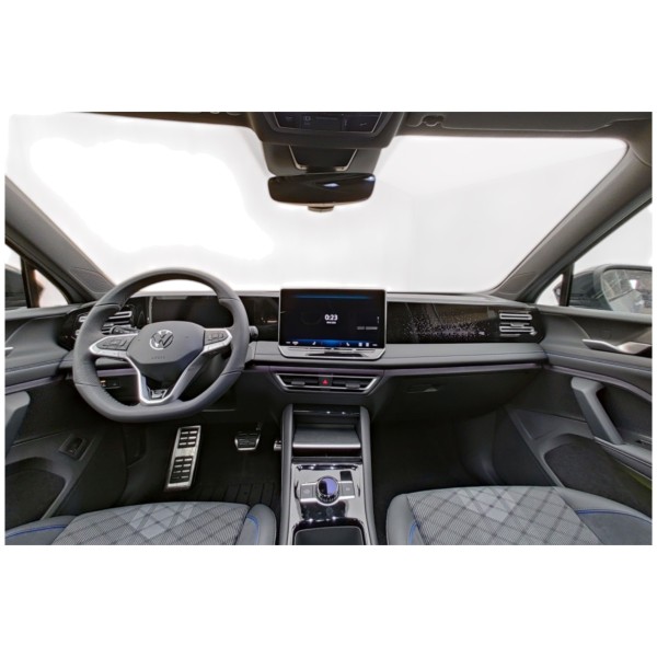 Volkswagen Tiguan R-Line 1.5 eTSI DSG | Modena Motors