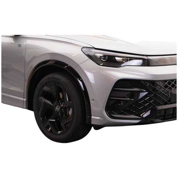 Volkswagen Tiguan R-Line 1.5 eTSI DSG | Modena Motors