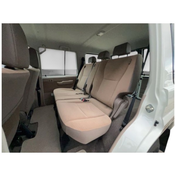 Toyota Land Cruiser 76 G-Grade 4x4 | Modena Motors