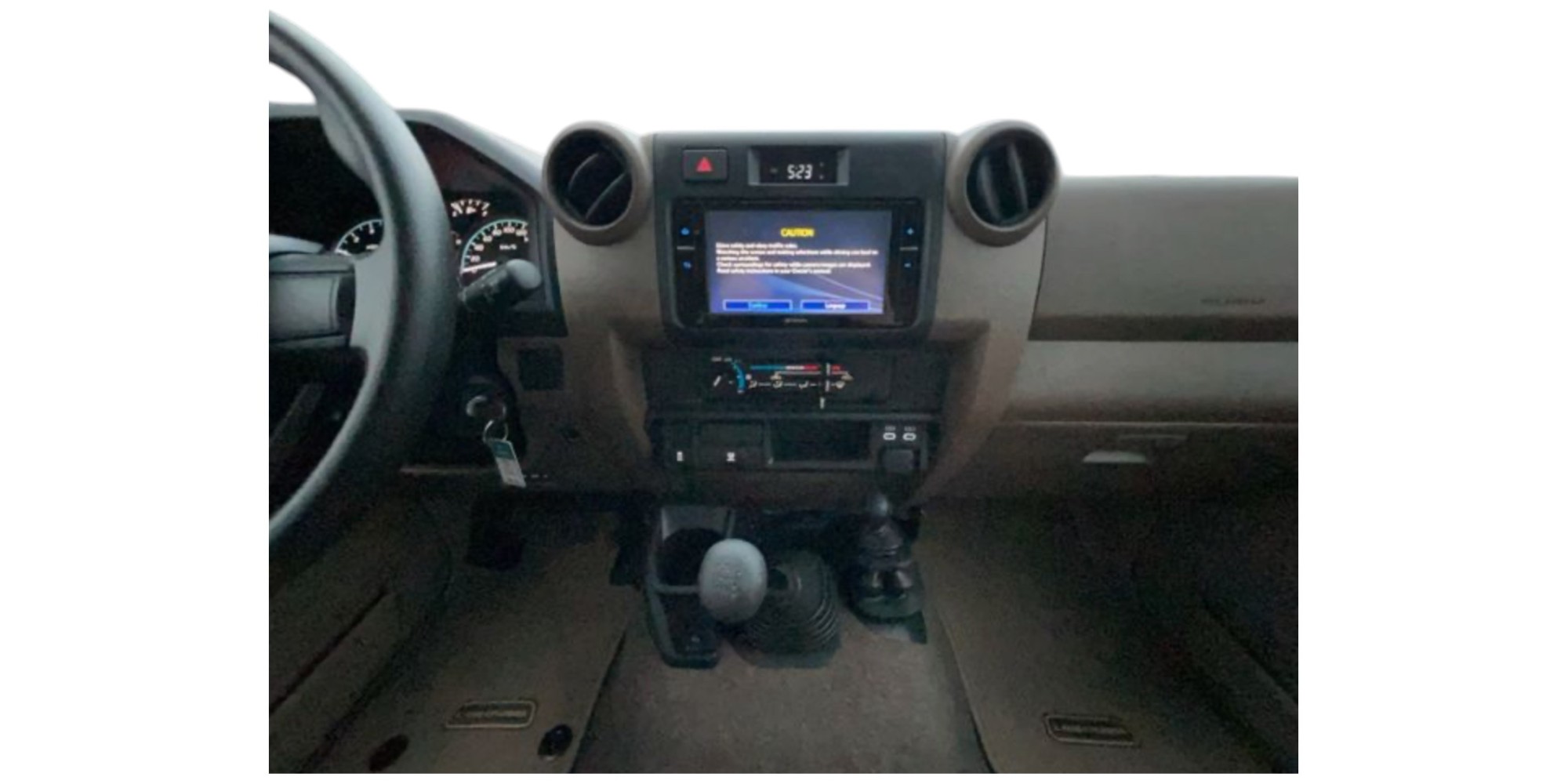 Toyota Land Cruiser 76 G-Grade 4x4 | Modena Motors