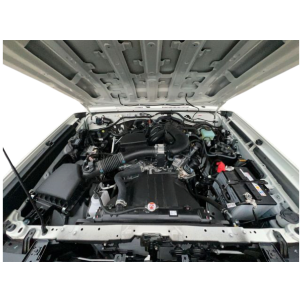 Toyota Land Cruiser 76 G-Grade 4x4 | Modena Motors