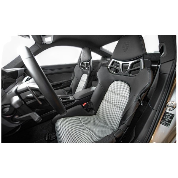 Porsche 911 992 GT3 Touring – Pure Driving Passion