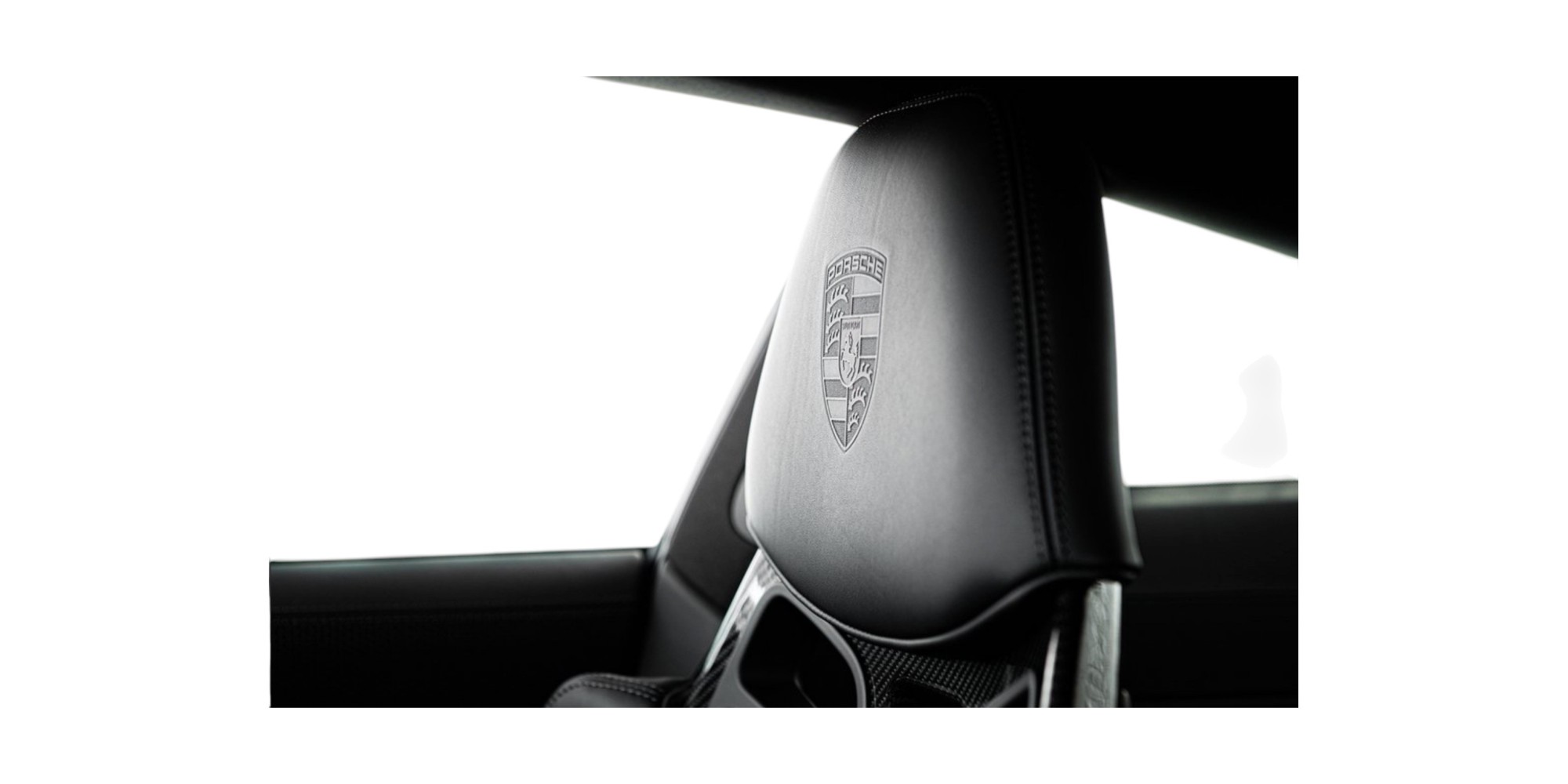 Porsche 911 992 GT3 Touring – Pure Driving Passion