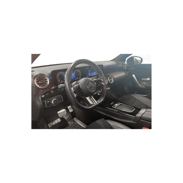 Mercedes-Benz A 250 e AMG – Plug-in Hybrid Power